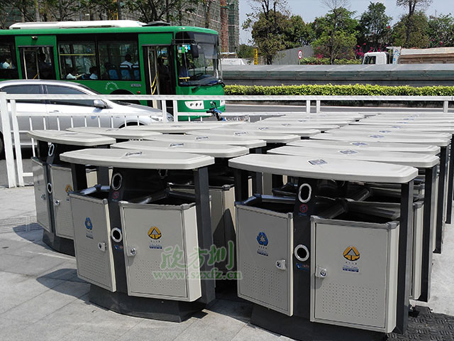    戶(hù)外重慶垃圾桶 欣方圳垃圾桶廠家教您選購(gòu)